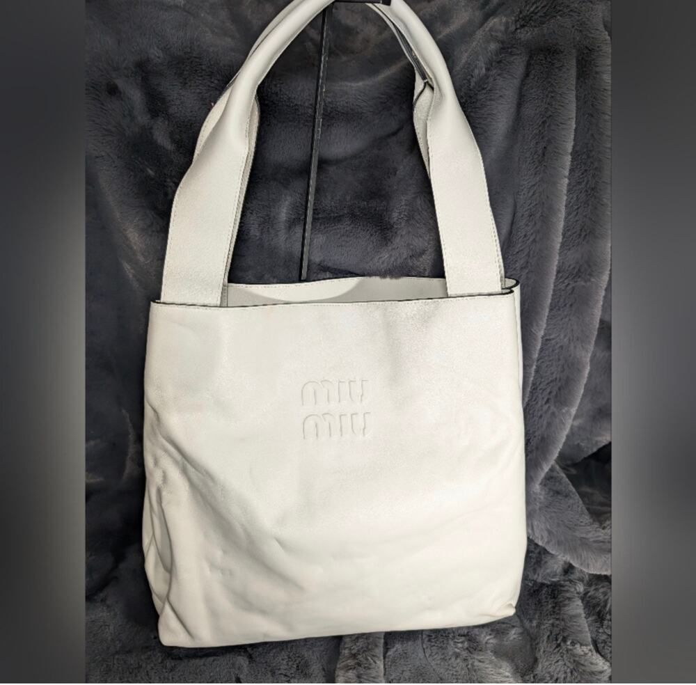 Miu Miu White Soft Calfskin Leather Embossed Logo Ivy Hobo Tote Bag